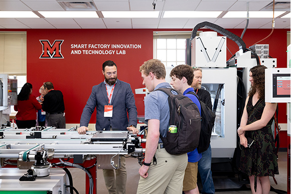 Students touring the new smart fit lab