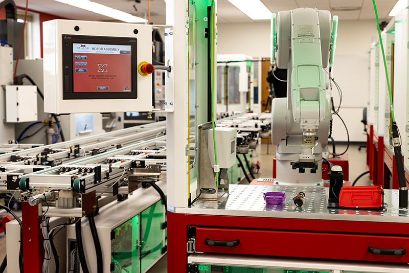 Lab equipment in the smart fit lab