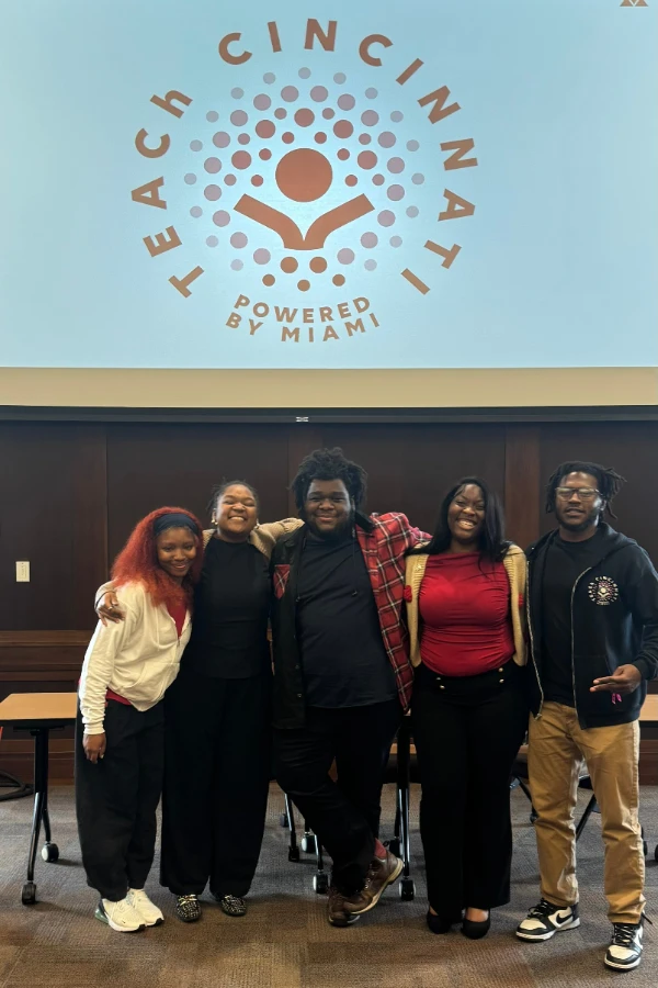a group of teach Cincinnati students