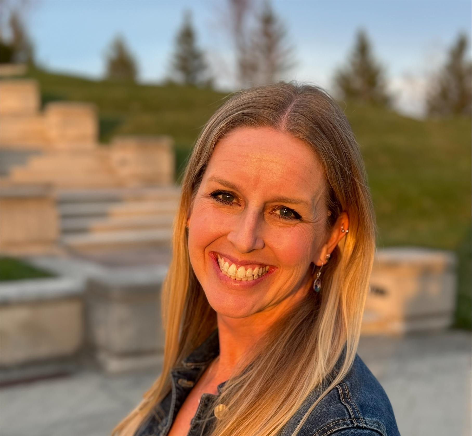 Portrait of Katie Kelly standing outside