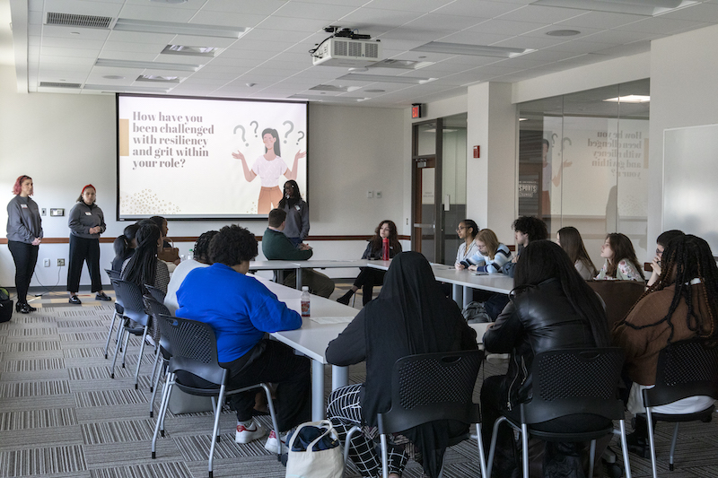 Room 1082 in Armstrong filled with Students During a presentation