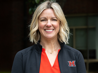 Julie Vasilak staff photo