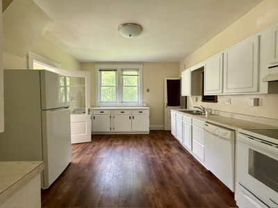 4724 Bonham Road Kitchen