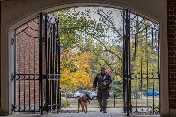 officer with police k-9