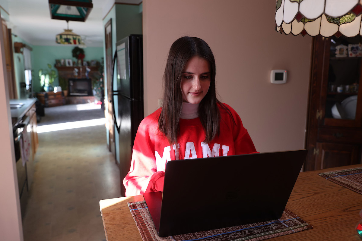 woman working on computer